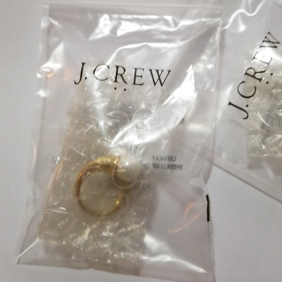 J Crew Flawless Graceful pearl Cuff Ring Size 7 - Picture 4 of 5